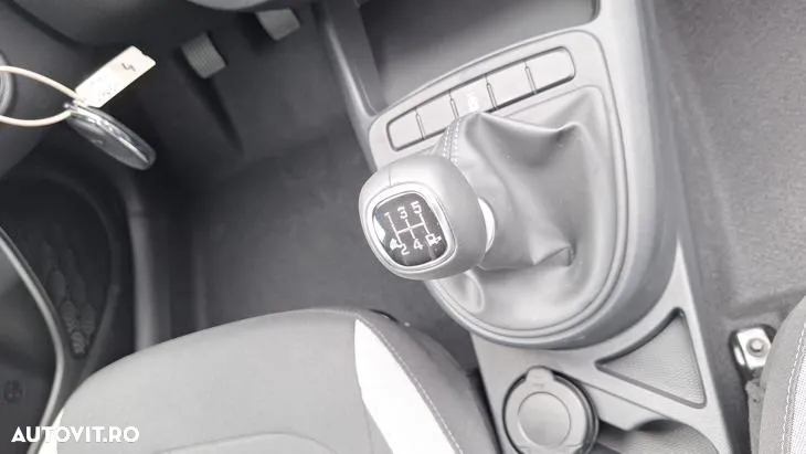 Hyundai i10 - 15