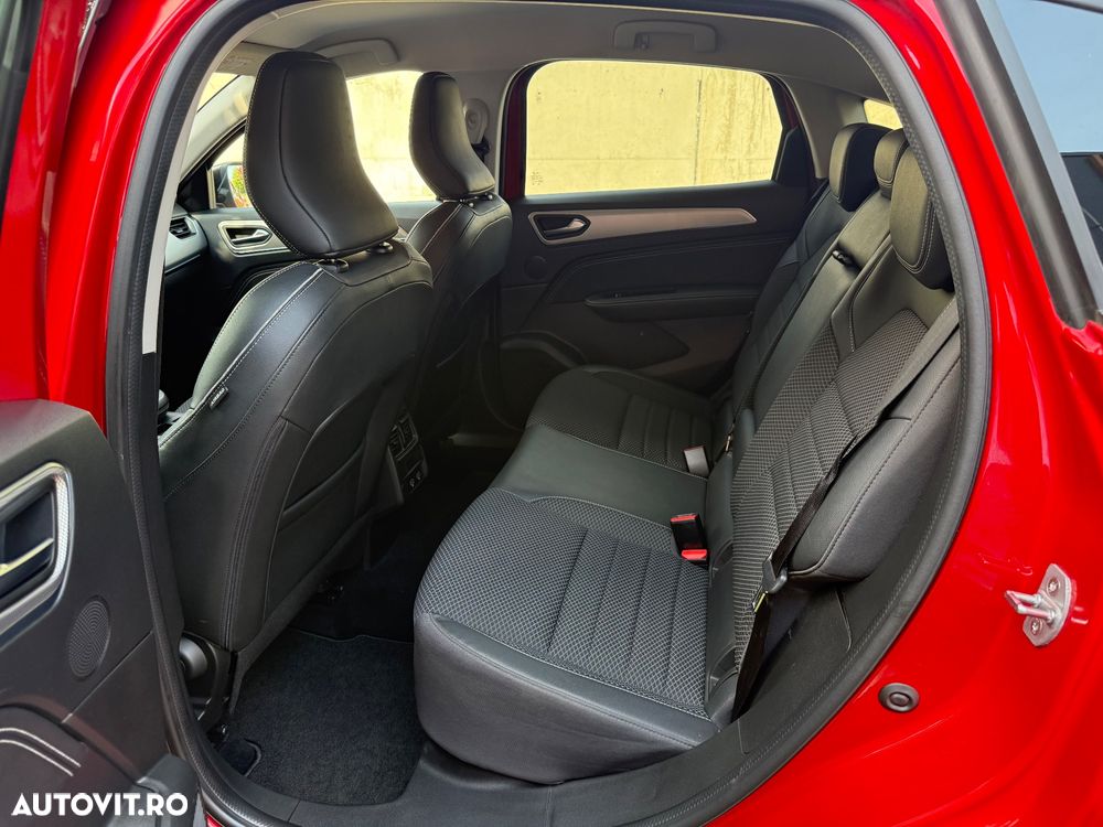 Renault Arkana E-TECH 145 INTENS - 11