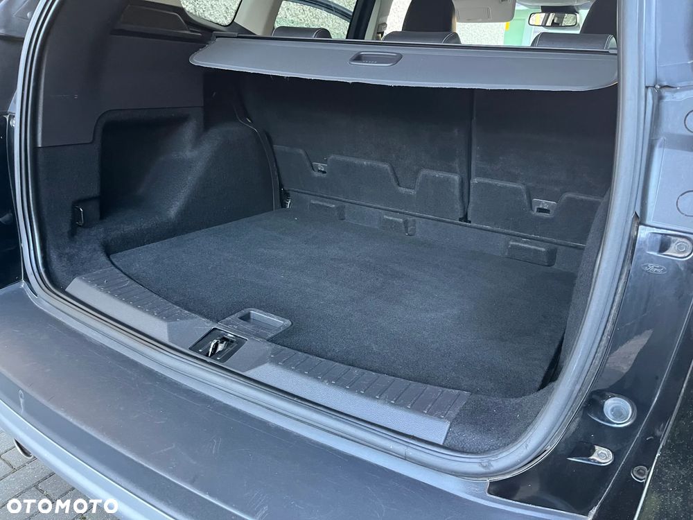 Ford Kuga 2.0 TDCi 4WD Titanium Plus - 12