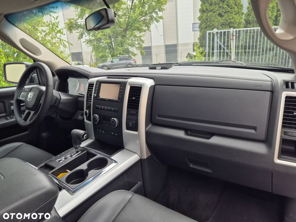 Dodge RAM 5.7 4x4 - 12