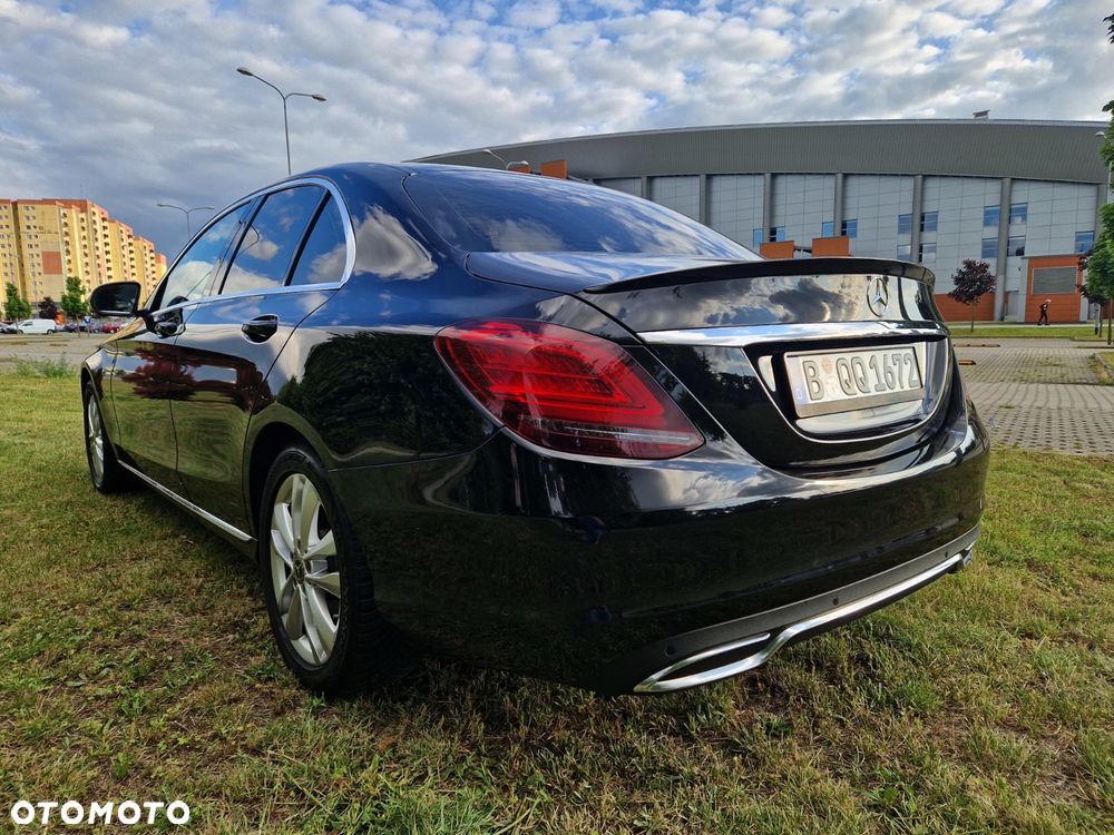 Mercedes-Benz Klasa C 200 7G-TRONIC Edition - 3