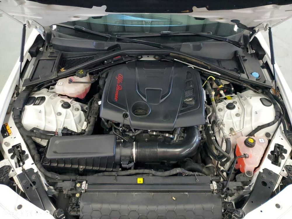 Alfa Romeo Giulia - 12