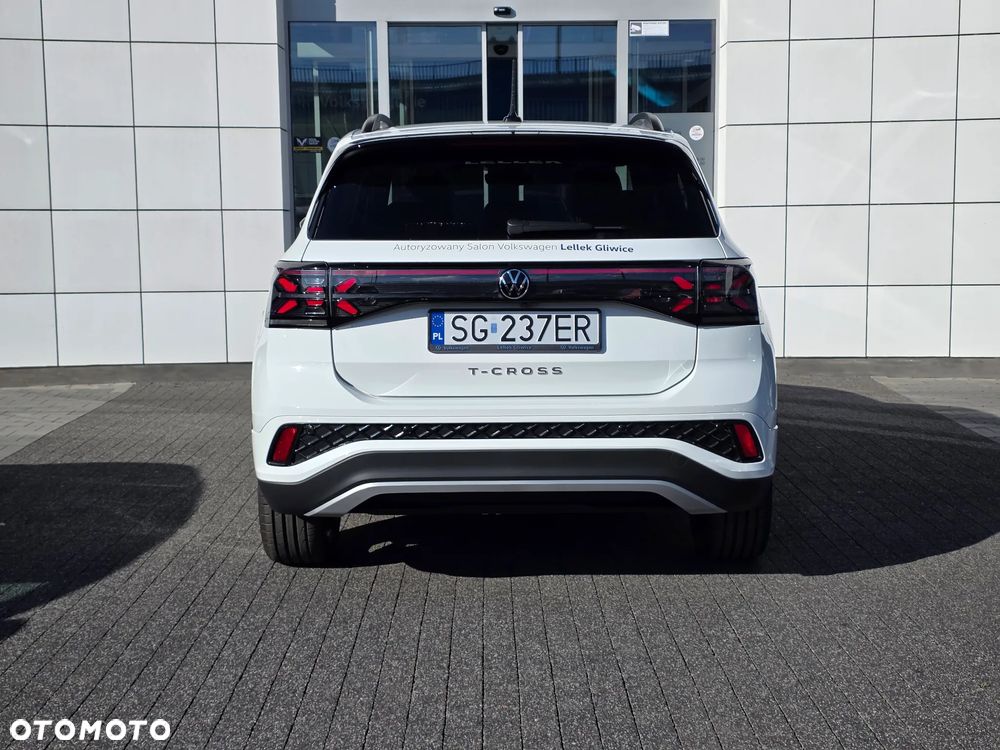 Volkswagen T-Cross 1.0 TSI R-Line Plus DSG - 8
