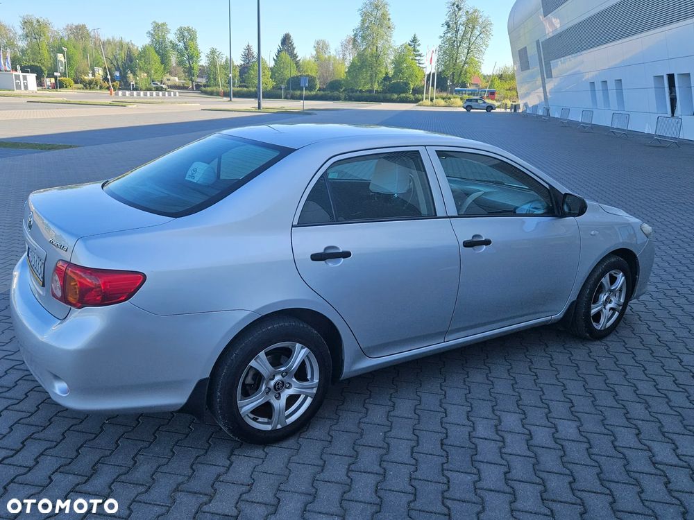 Toyota Corolla 1.4 VVT-i Terra - 22