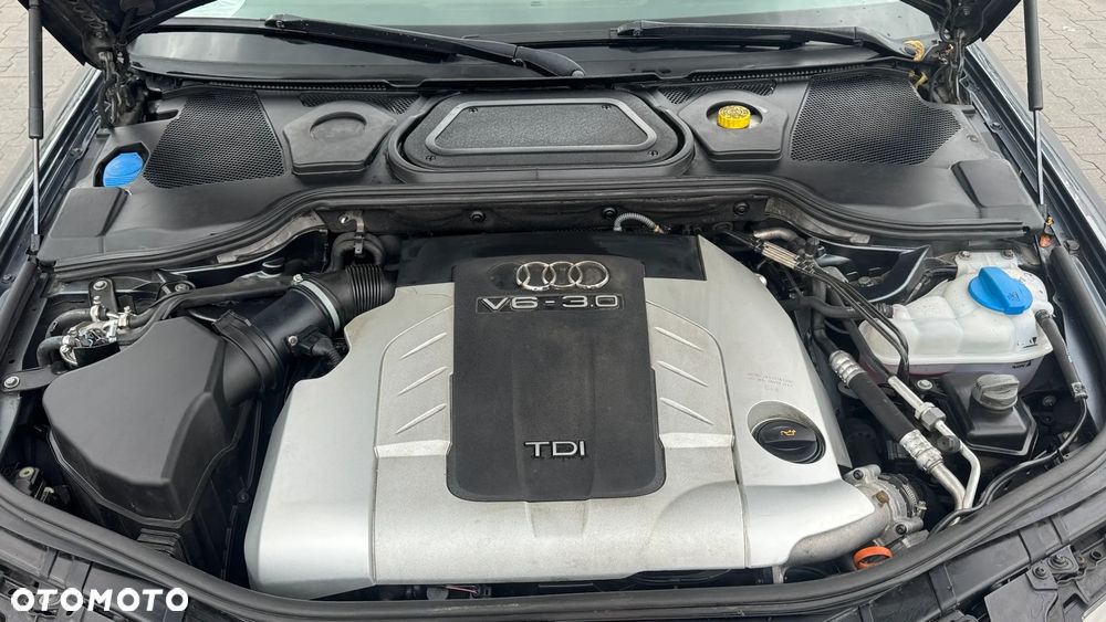 Audi A8 3.0 TDI Quattro - 12
