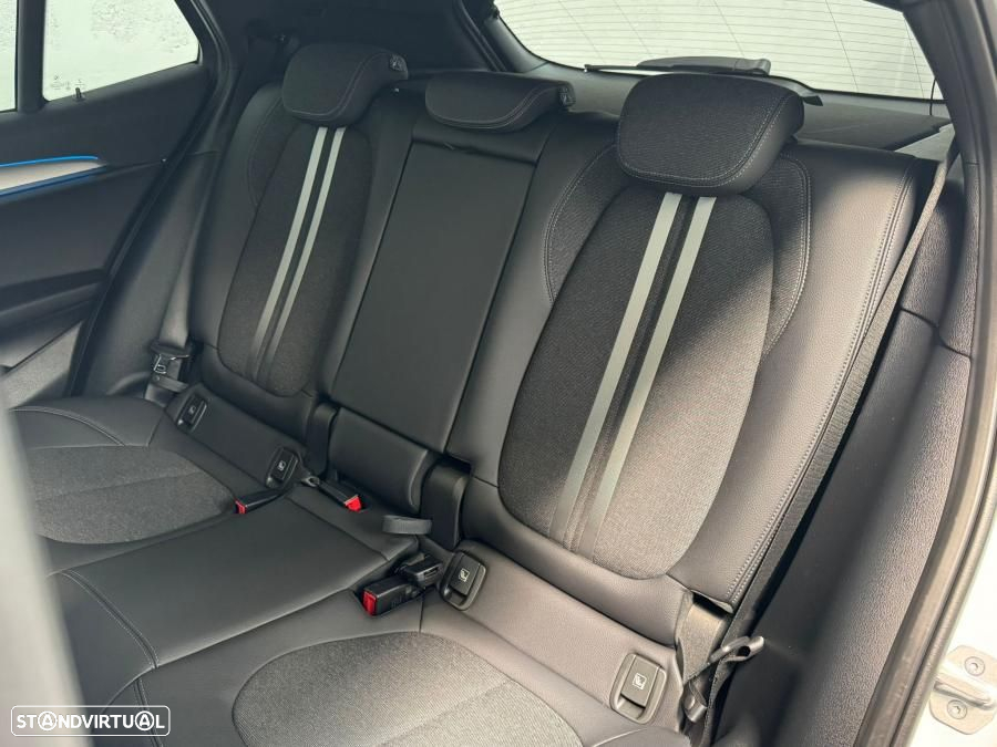 BMW X2 25 e xDrive Pack M - 44
