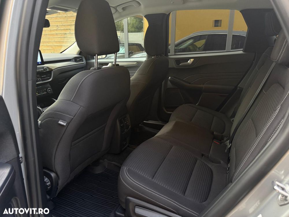 FORD Kuga 2022 — imagine 9