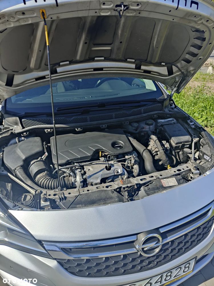Opel Astra 1.6 CDTI Dynamic S&S - 25