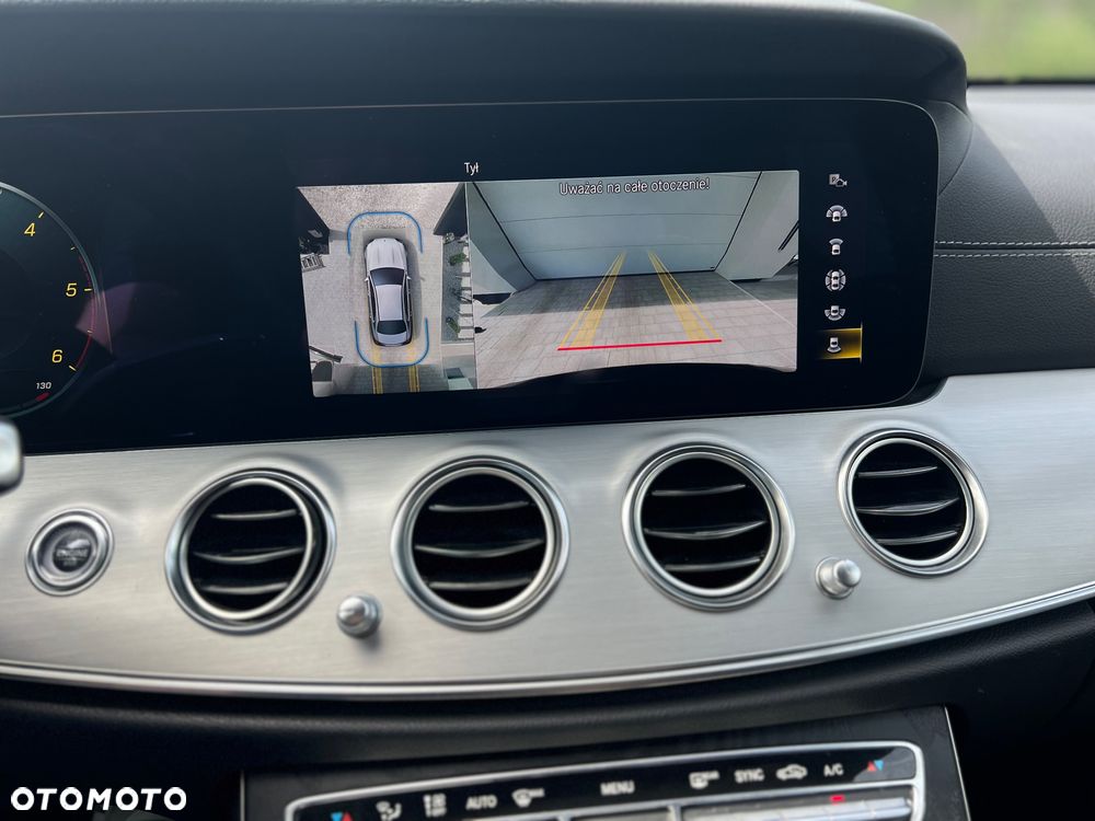Mercedes-Benz Klasa E 220 d 4-Matic Business Edition 9G-TRONIC - 20