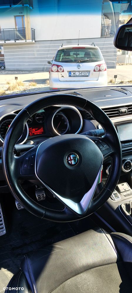 Alfa Romeo Giulietta 2.0 JTDM Distinctive - 10