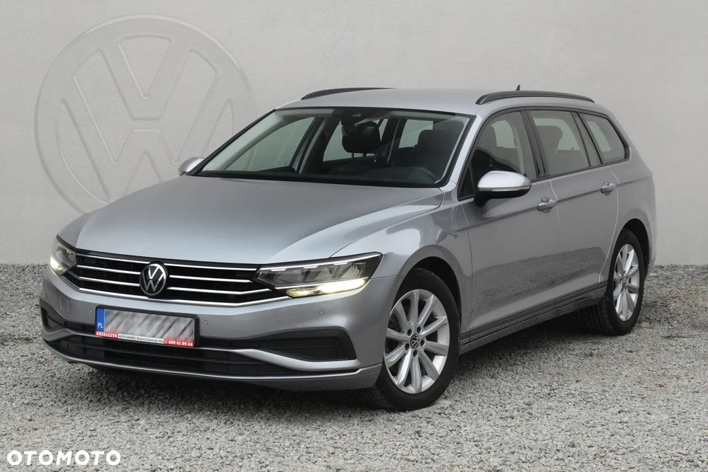 Volkswagen Passat 1.5 TSI EVO Elegance DSG - 1