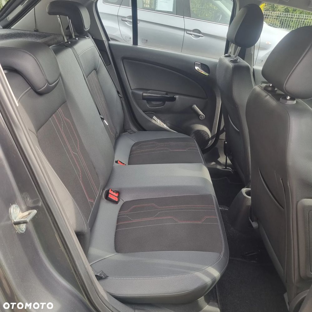 Opel Corsa 1.2 16V Cosmo - 21