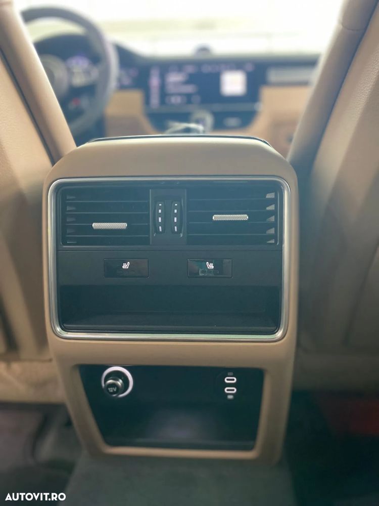 Porsche Cayenne - 13