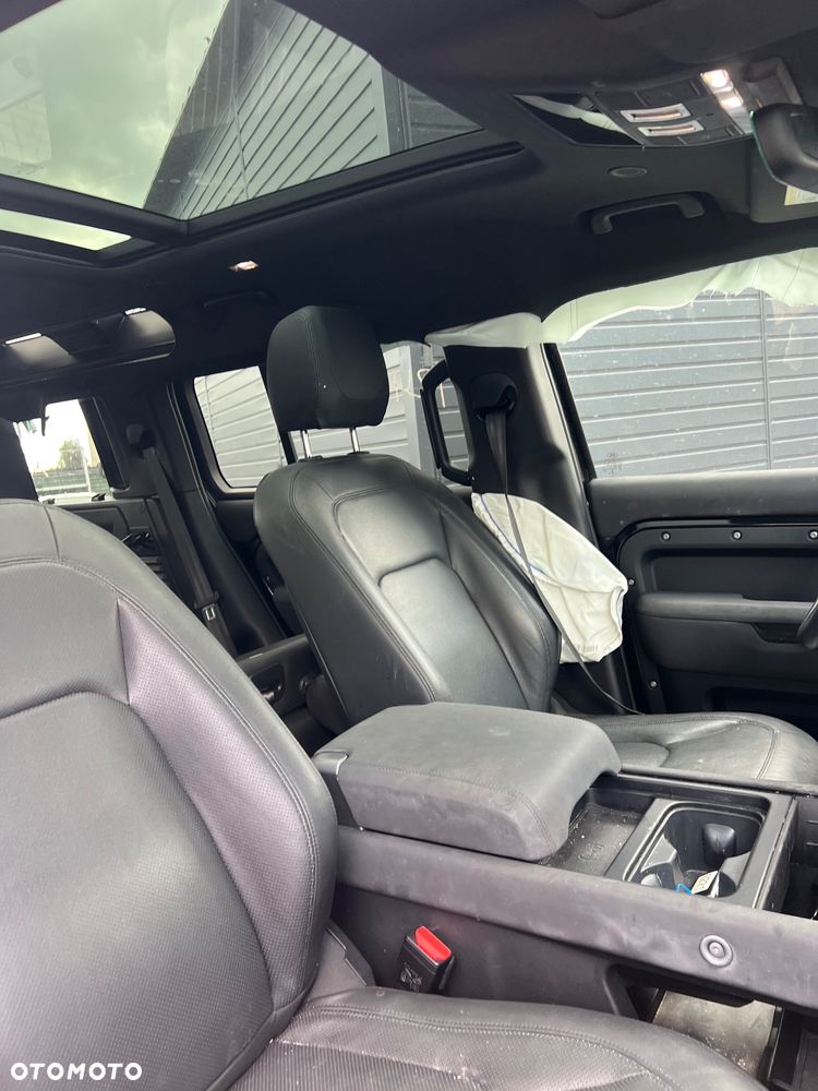 Land Rover Defender 110 P300 - 17