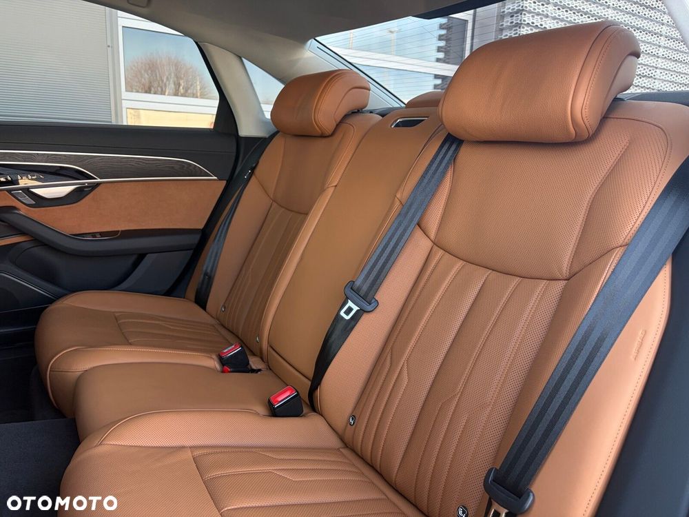 Audi A8 - 26
