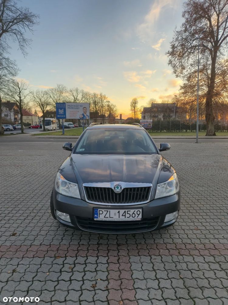 Skoda Octavia 1.6 TDI DPF FAMILY - 3