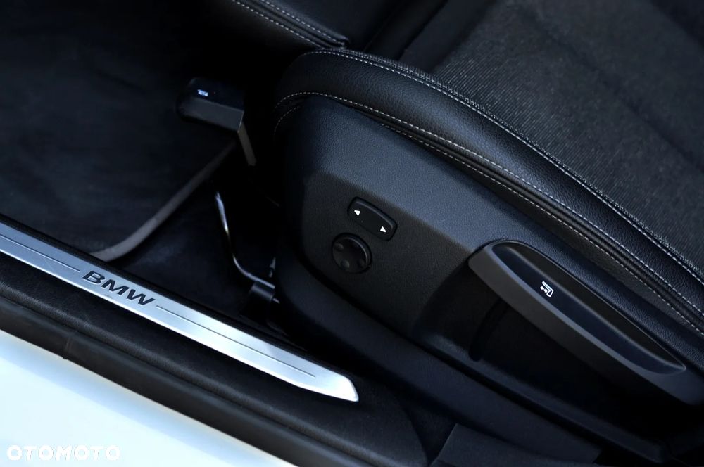 BMW Seria 1 118d Sport Line - 17