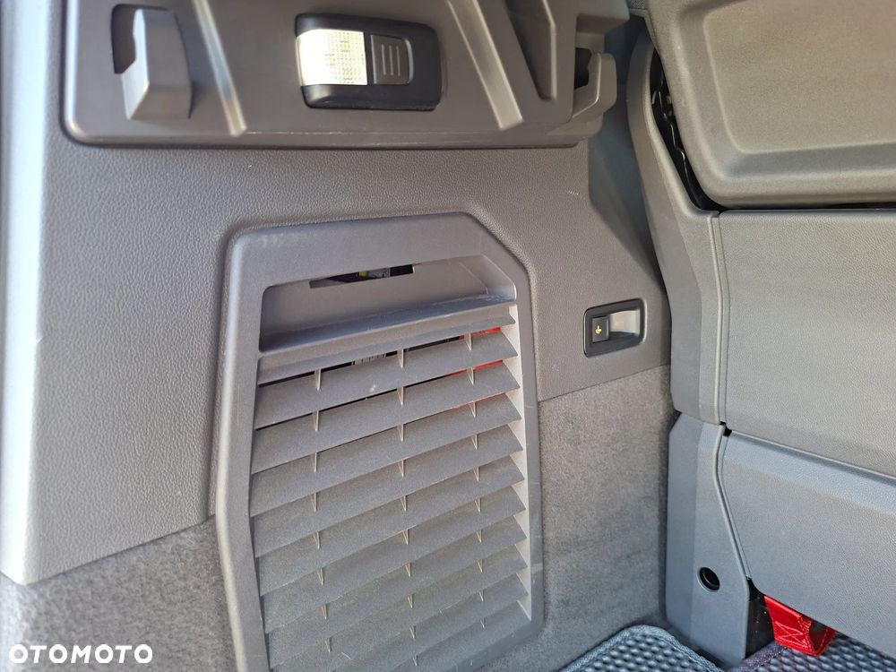 Volkswagen Multivan 2.0 TSI L1 Life DSG - 38
