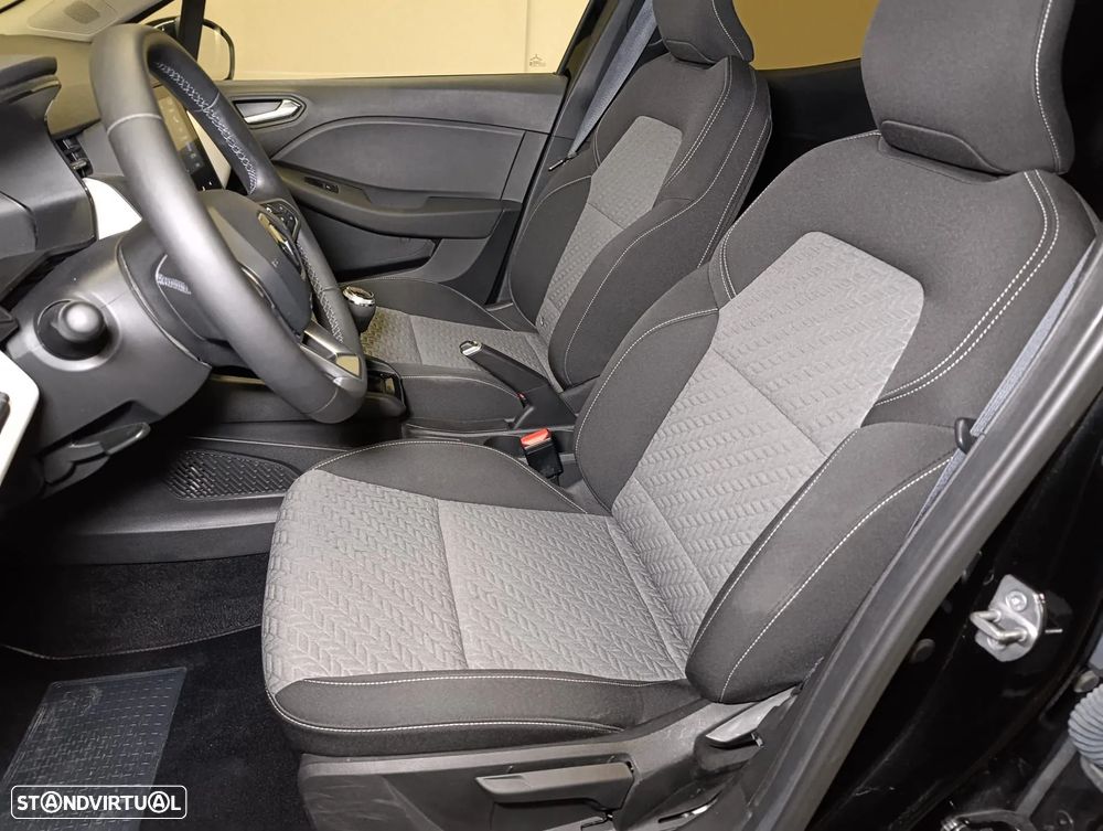 Renault Clio 1.0 TCe Evolution Bi-Fuel - 11