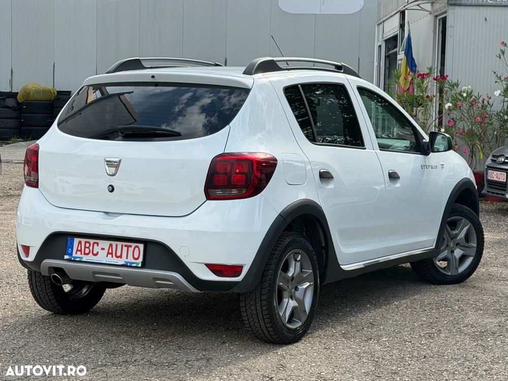 Dacia Sandero Stepway 0.9 TCe - 6