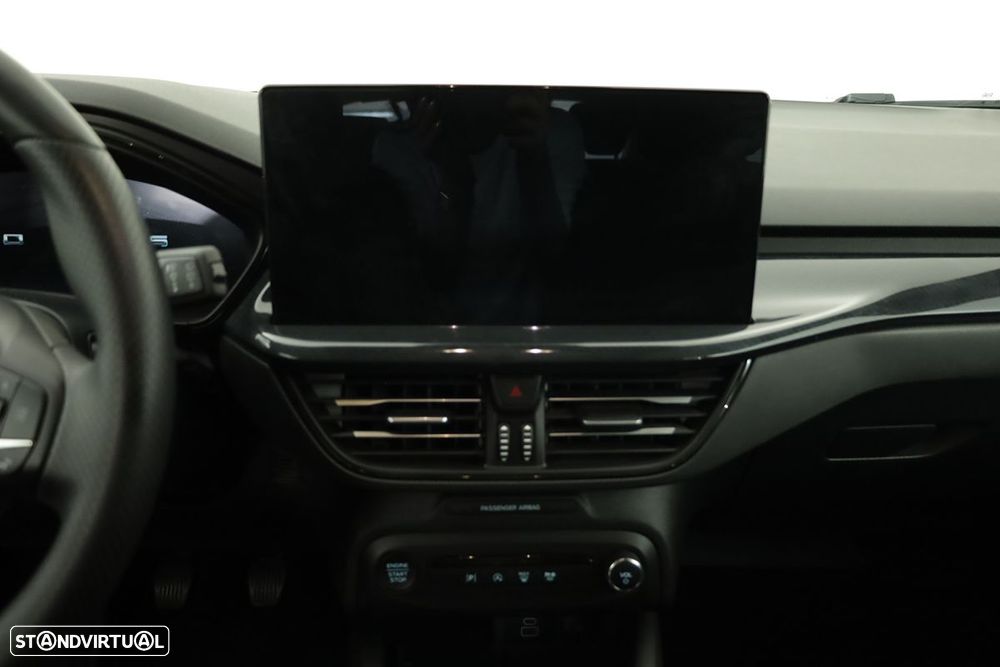 Ford Focus 1.0 EcoBoost MHEV ST-Line X - 9