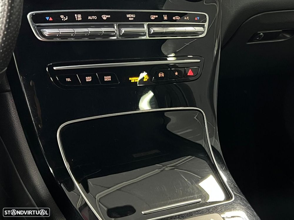 Mercedes-Benz GLC 300 e 4Matic - 17