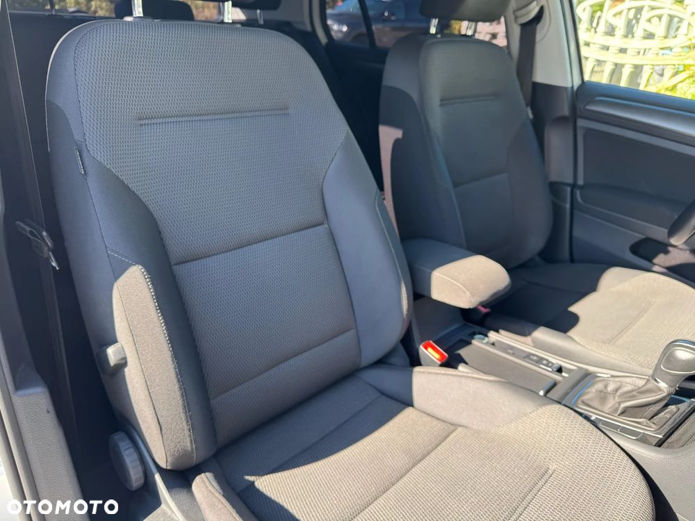 Volkswagen Golf VII 1.5 TSI BMT Comfortline DSG - 11