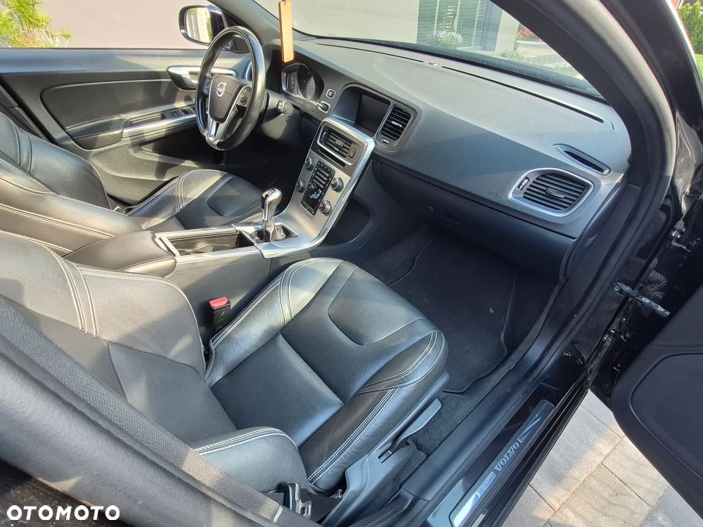 Volvo V60 D2 Drive-E Base - 8