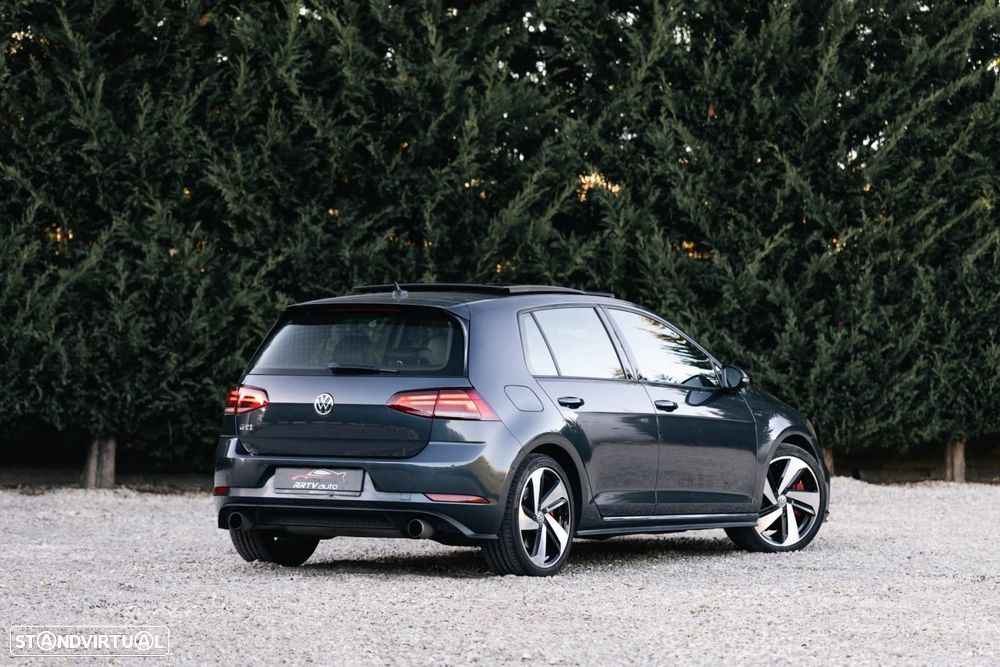 VW Golf 2.0 TSi GTi - 22