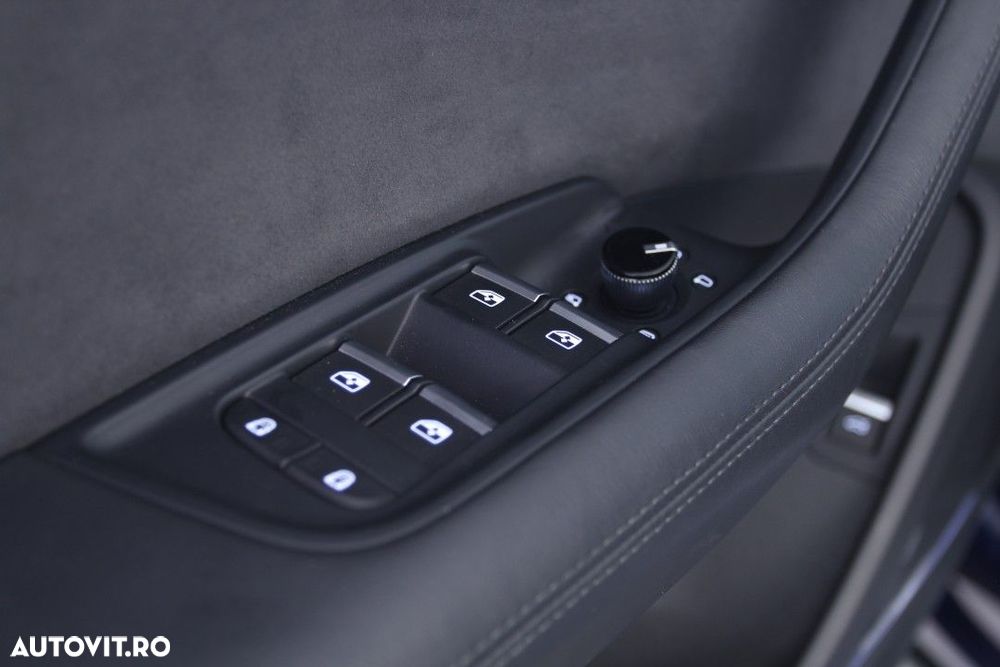 Audi RS Q8 4.0 TFSI quattro MHEV Tiptronic - 38
