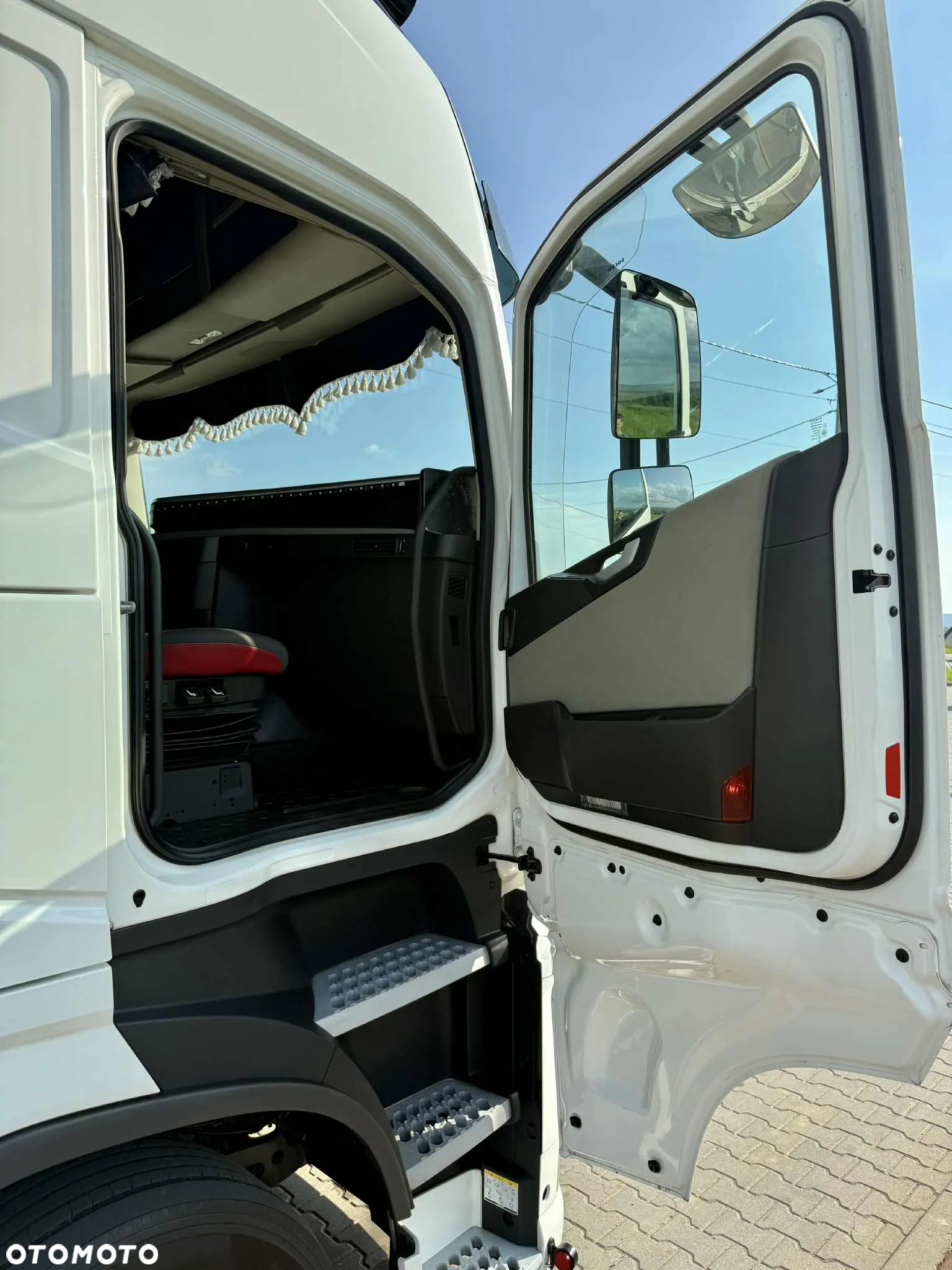 Volvo FH 500 *2017ROK, PRZEBIEG 650TYŚ, EURO 6, MEGA* - 33