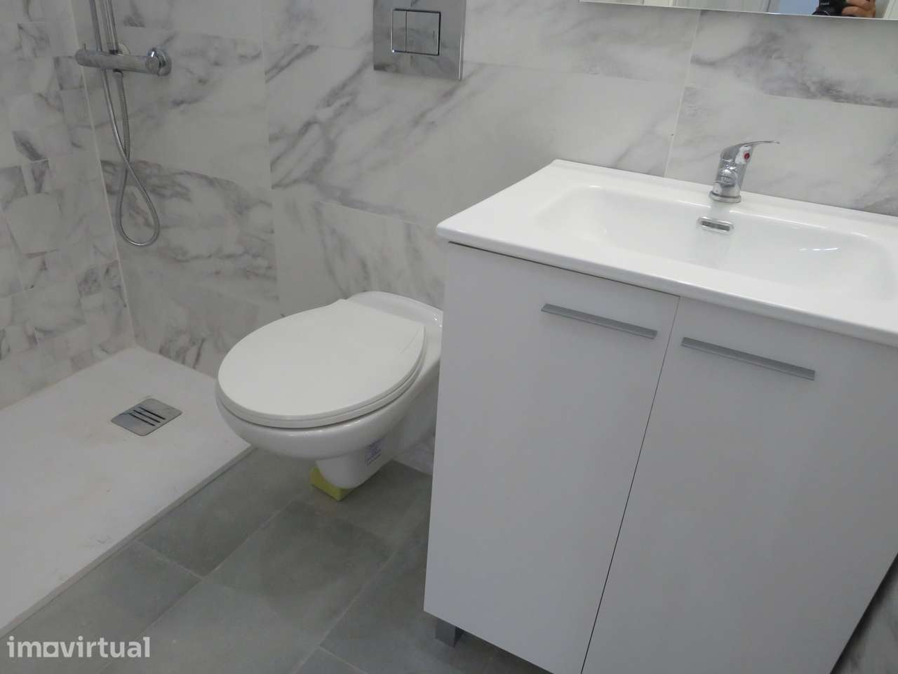 Apartamento T1 como novo no Barreiro - Grande imagem: 2/5