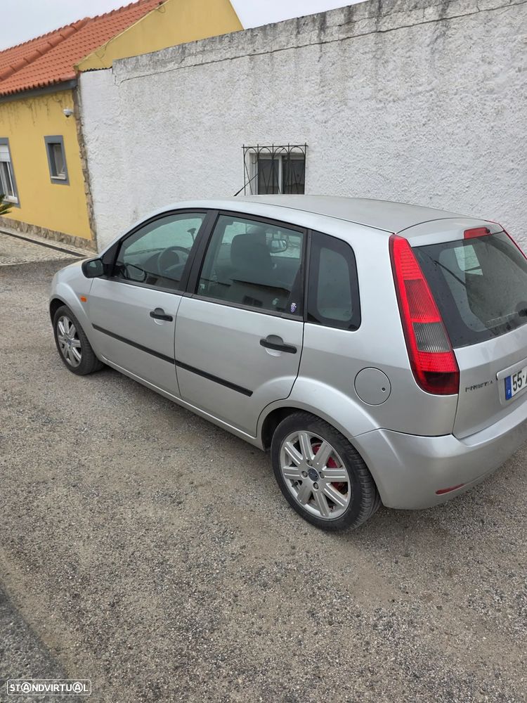 Ford Fiesta 1.25 Ghia - 1