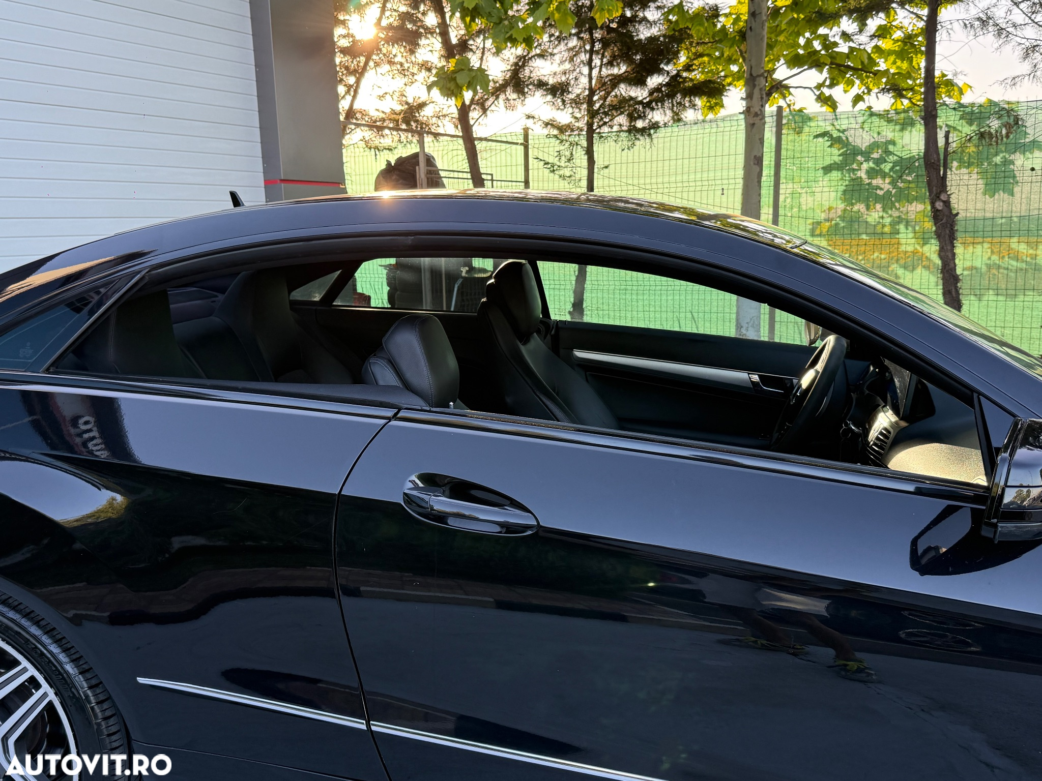 Mercedes-Benz E 220 CDI Coupe 7G-TRONIC - 33