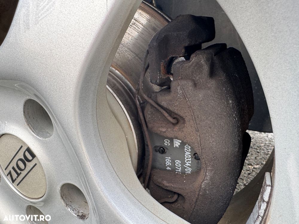 Volkswagen Touran Cross 1.4 TSI - 25