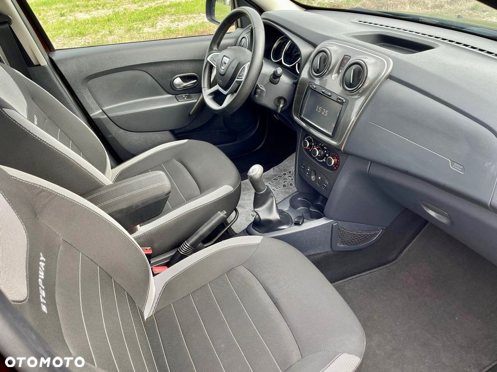 Dacia Sandero Stepway TCe 90 S&S Prestige - 3