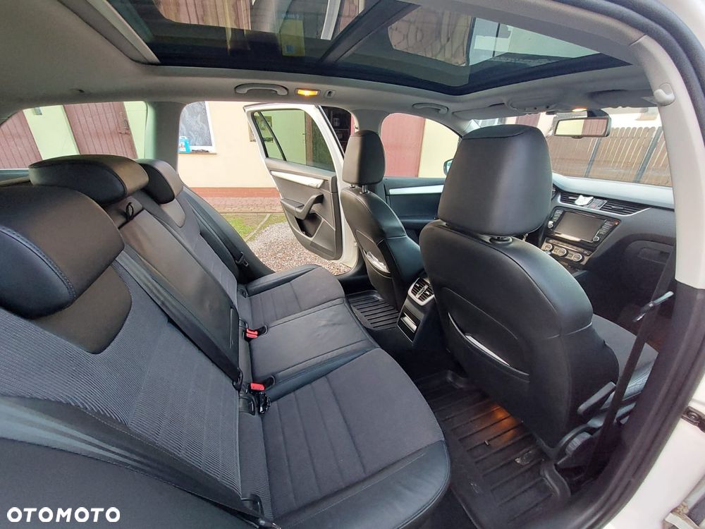 Skoda Octavia 2.0 TDI Ambition DSG - 8