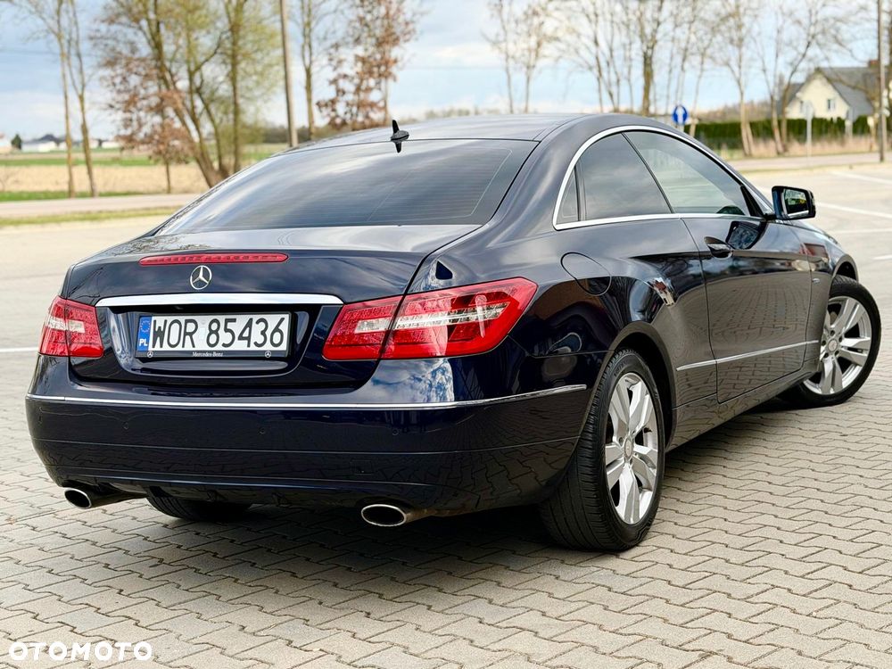 Mercedes-Benz Klasa E - 22