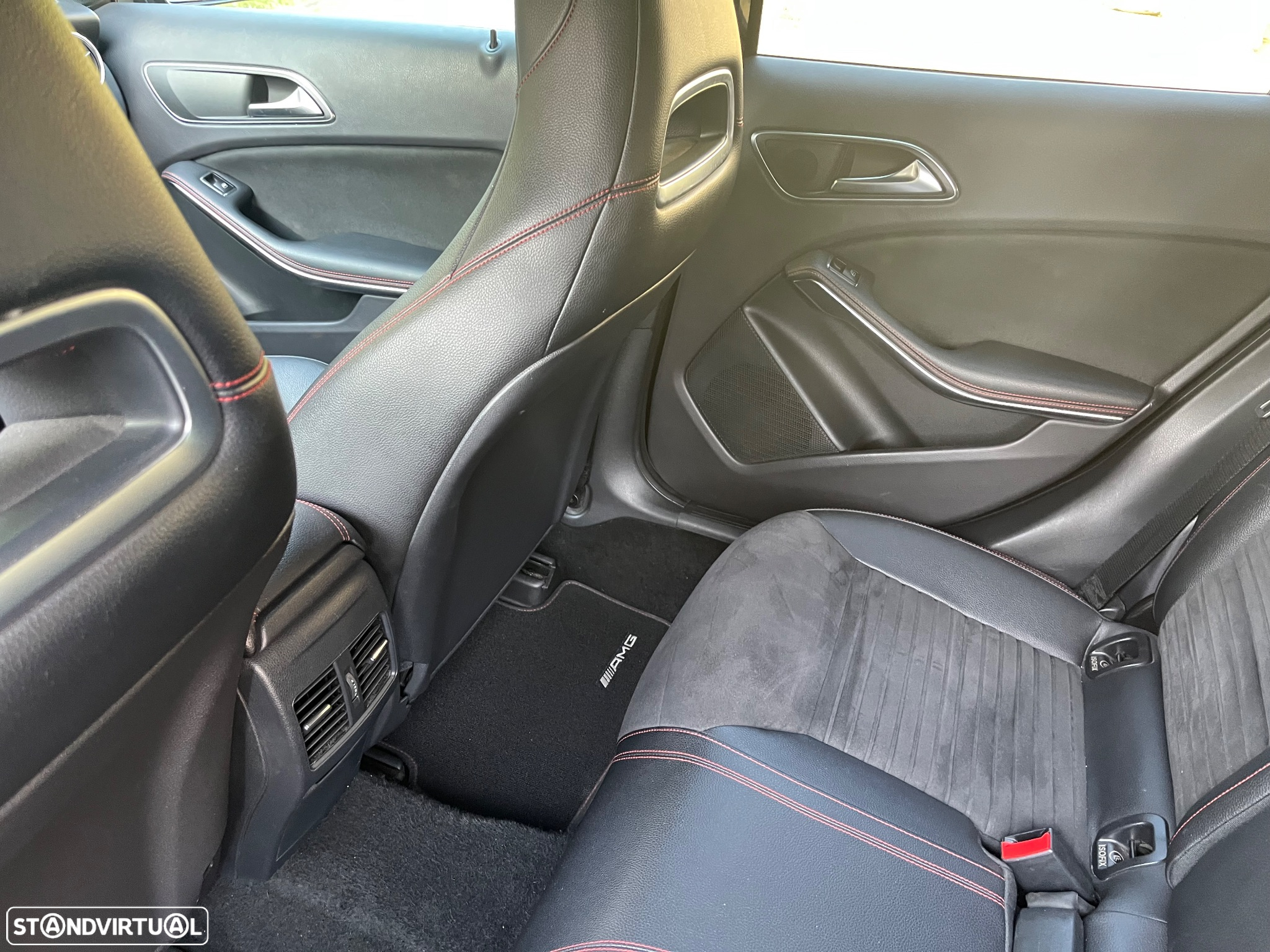 Mercedes-Benz GLA 200 CDi AMG Line - 12