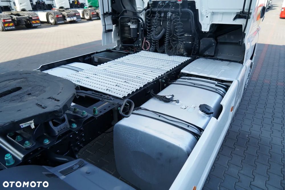 MAN TGX 18.510 / XLX / RETARDER  / NAVI - 17