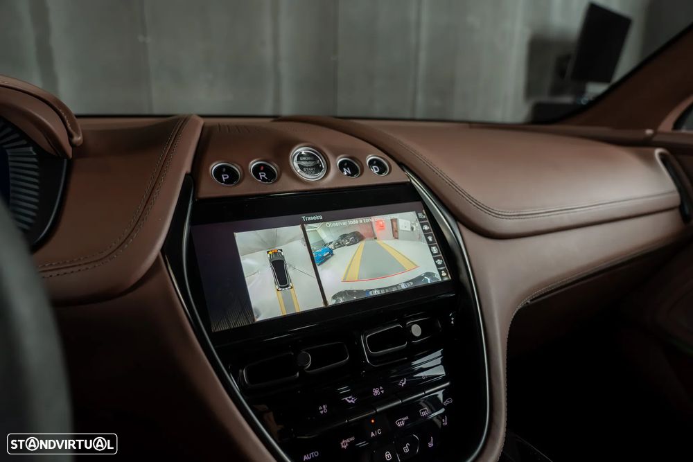 Aston Martin DBX 707 - 18