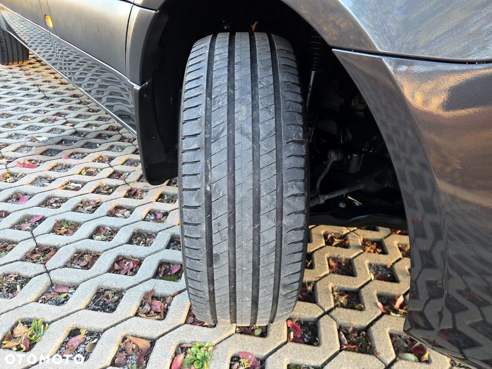 Mercedes-Benz Sprinter - 38