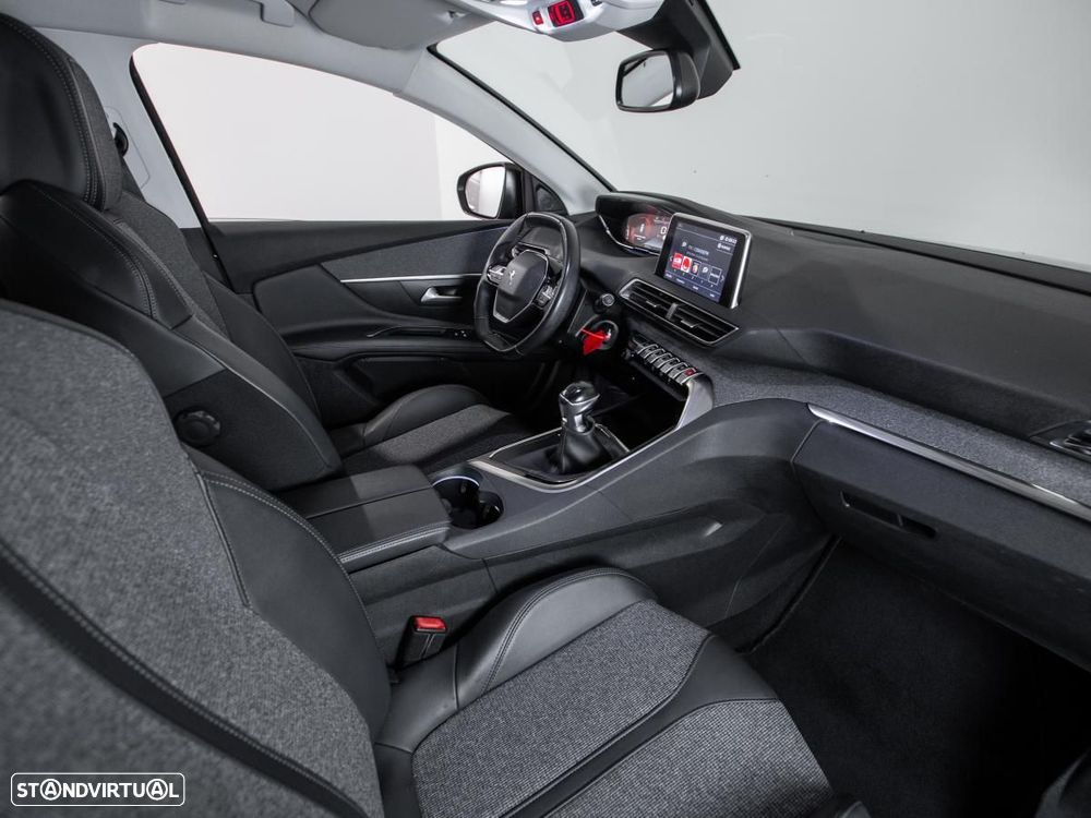 Peugeot 3008 1.5 BlueHDi Allure - 9