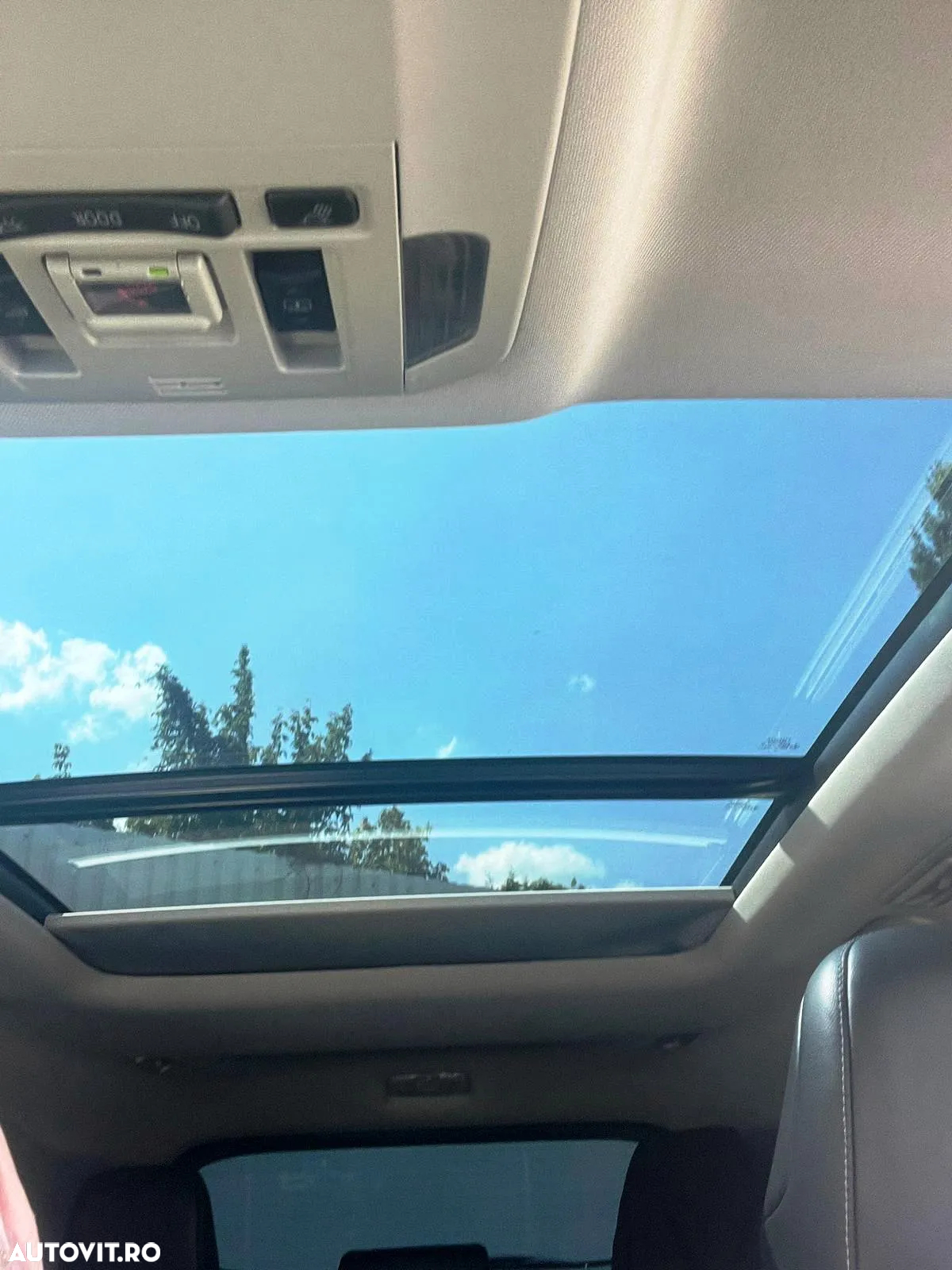 Toyota Highlander - 10