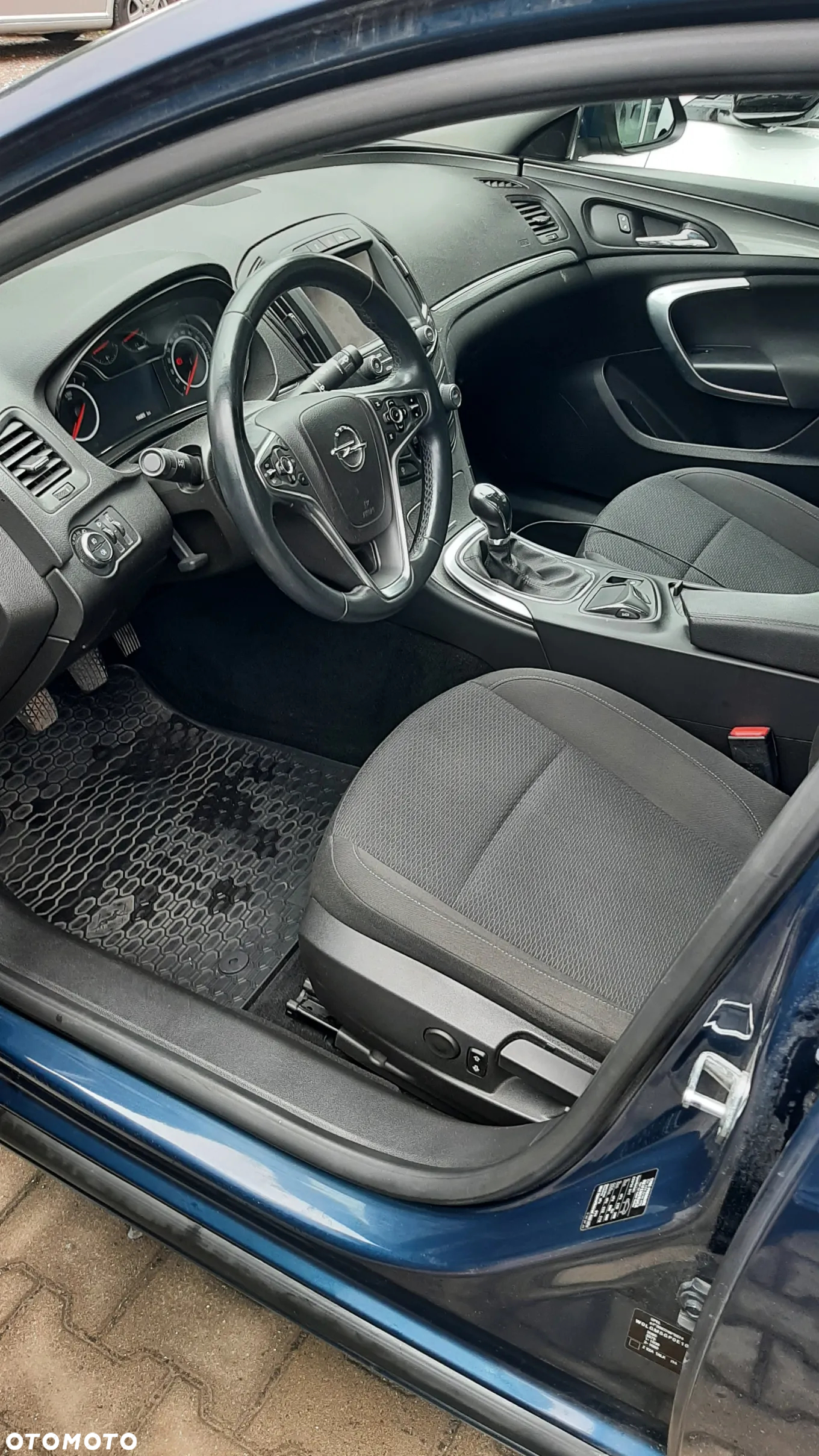 Opel Insignia - 9