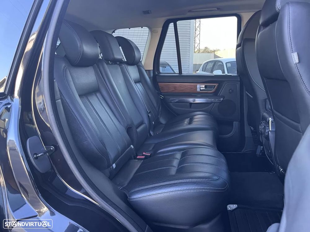 Land Rover Range Rover Sport 3.0 SDV6 HSE Black - 54