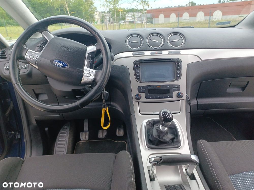 Ford S-Max 2.0 TDCi DPF Ambiente - 9