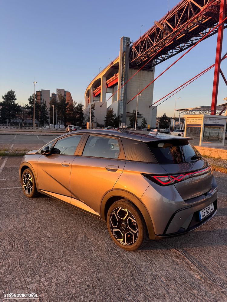 BYD Dolphin 60.4 kWh Comfort - 17