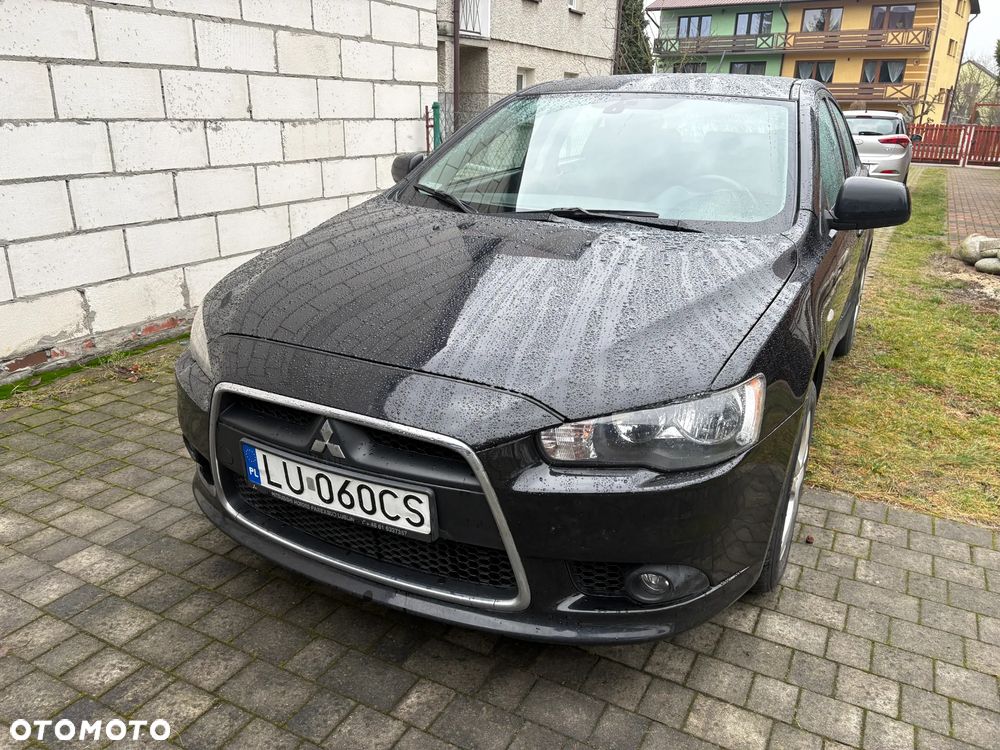 Mitsubishi Lancer - 1
