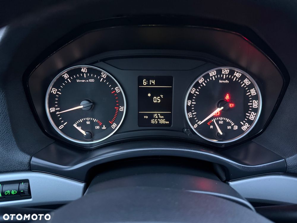 Skoda Octavia 1.4 TSI IMPULS EDITION - 12